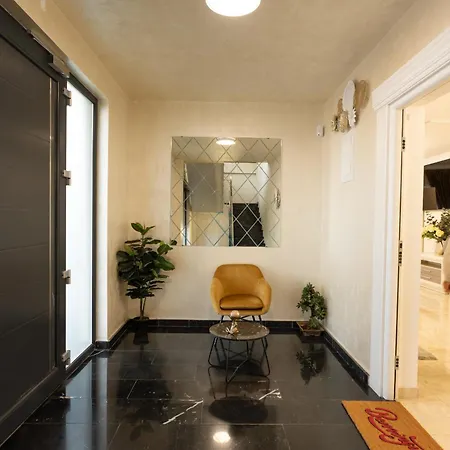 Exclusive City, Beach&golf Villa Alicante