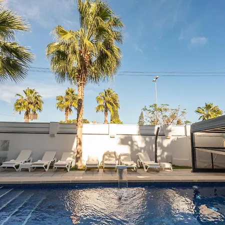 Exclusive City, Beach&golf Villa *